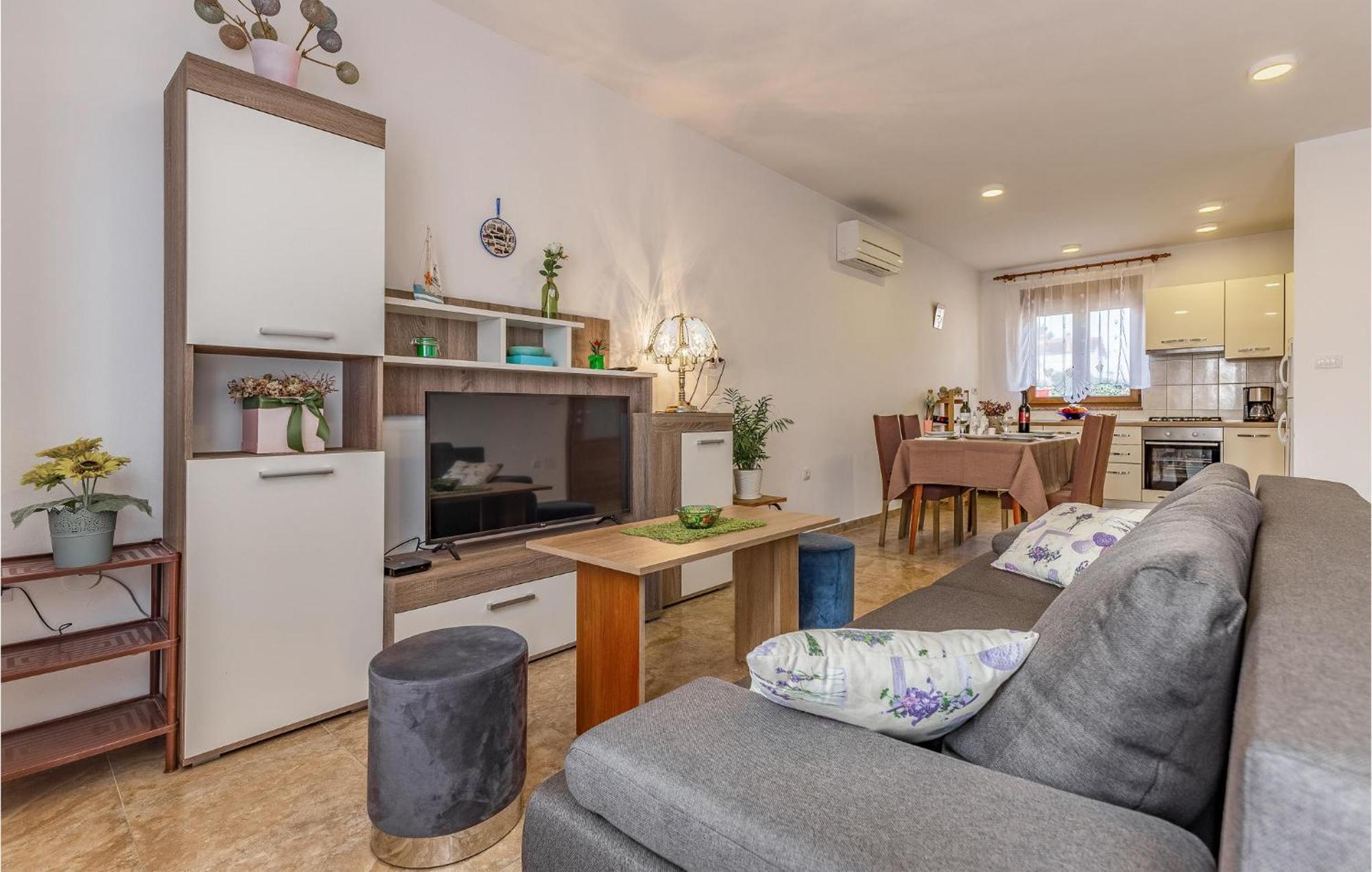 Awesome Apartment In Pula With Wifi Zewnętrze zdjęcie