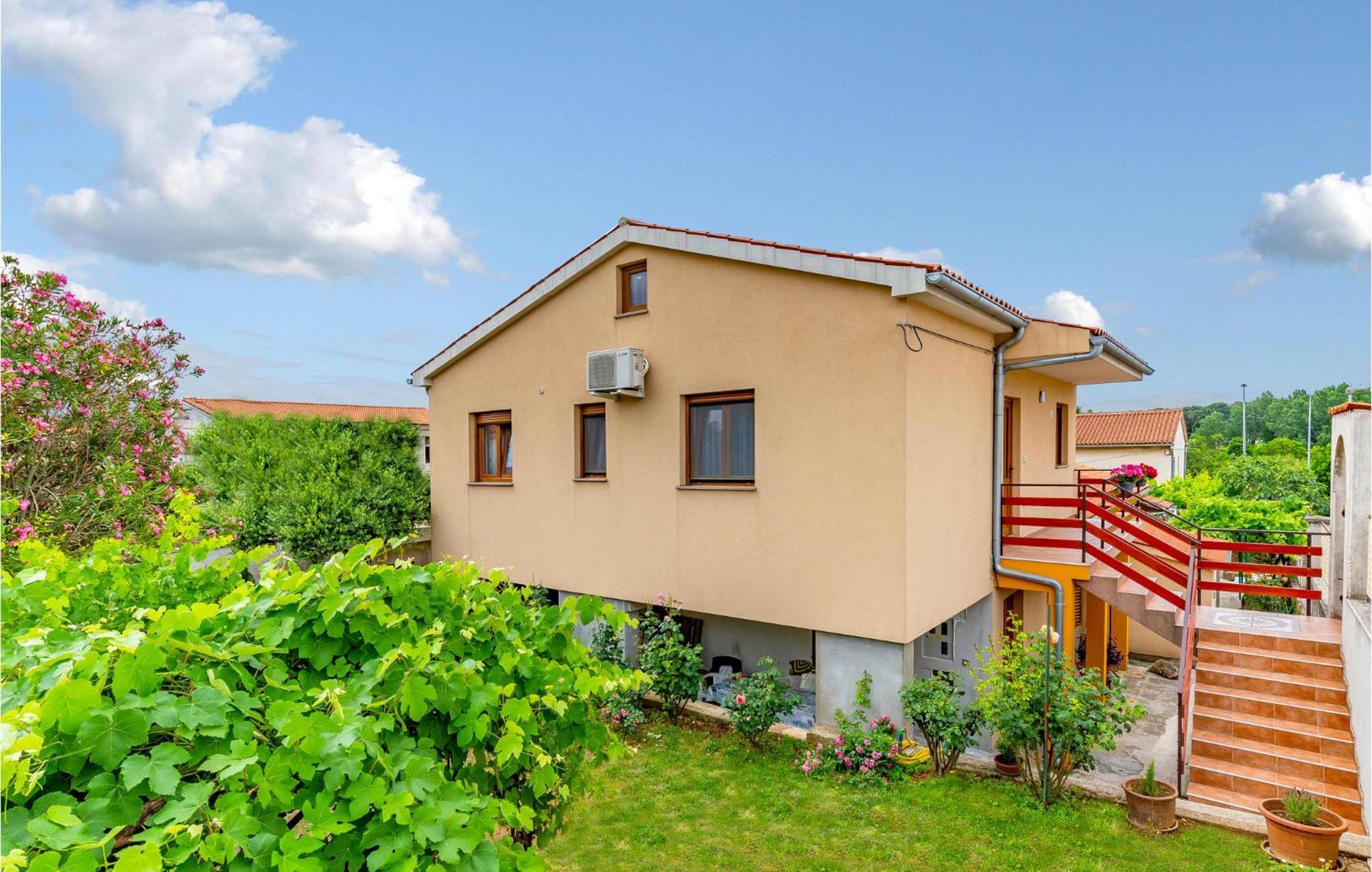 Awesome Apartment In Pula With Wifi Zewnętrze zdjęcie