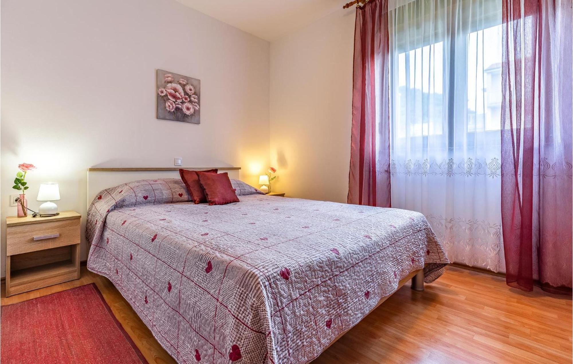 Awesome Apartment In Pula With Wifi Zewnętrze zdjęcie